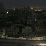 Gaza plongé dans le noir et au bord de l'implosion